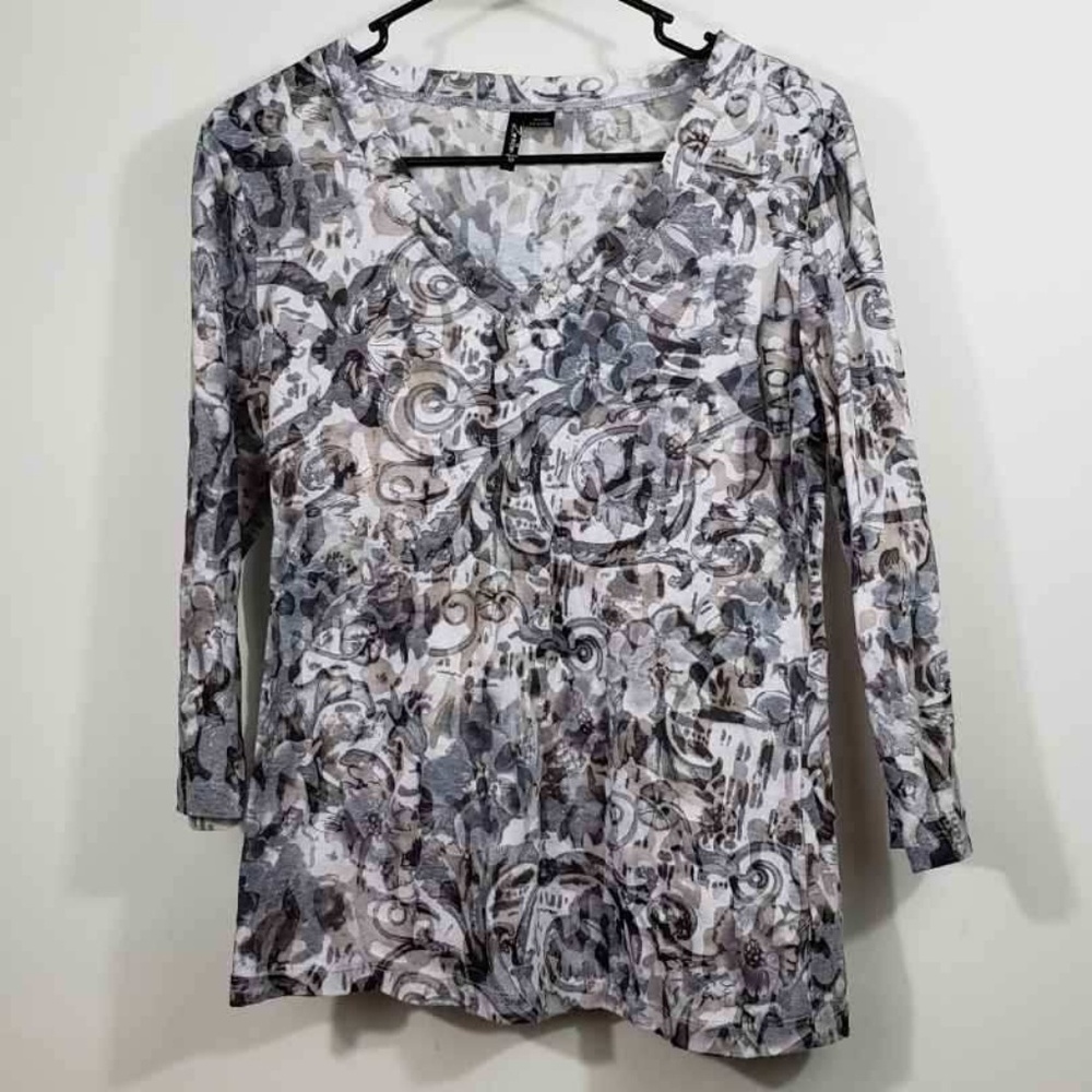🛍 Zenim women's 3/4 sleeve top size medium